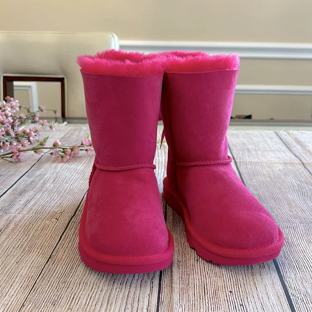 UGG Bailey Bow II Boot - Picture 5 of 10